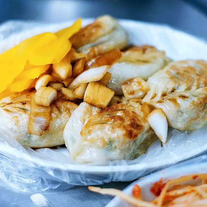 생방송오늘저녁 대구 서문시장 나뭇잎 손만두 찐만두 매콤 양념오뎅 맛집 추천