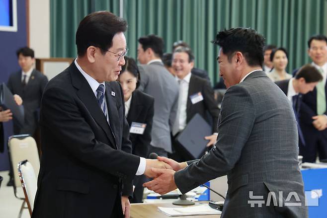 장동민 개인 투자자 간담회 발언 코스피 이재명 대통령에 5000시대 농담