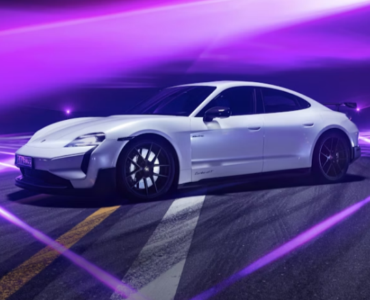 포르쉐 타이칸 GTS