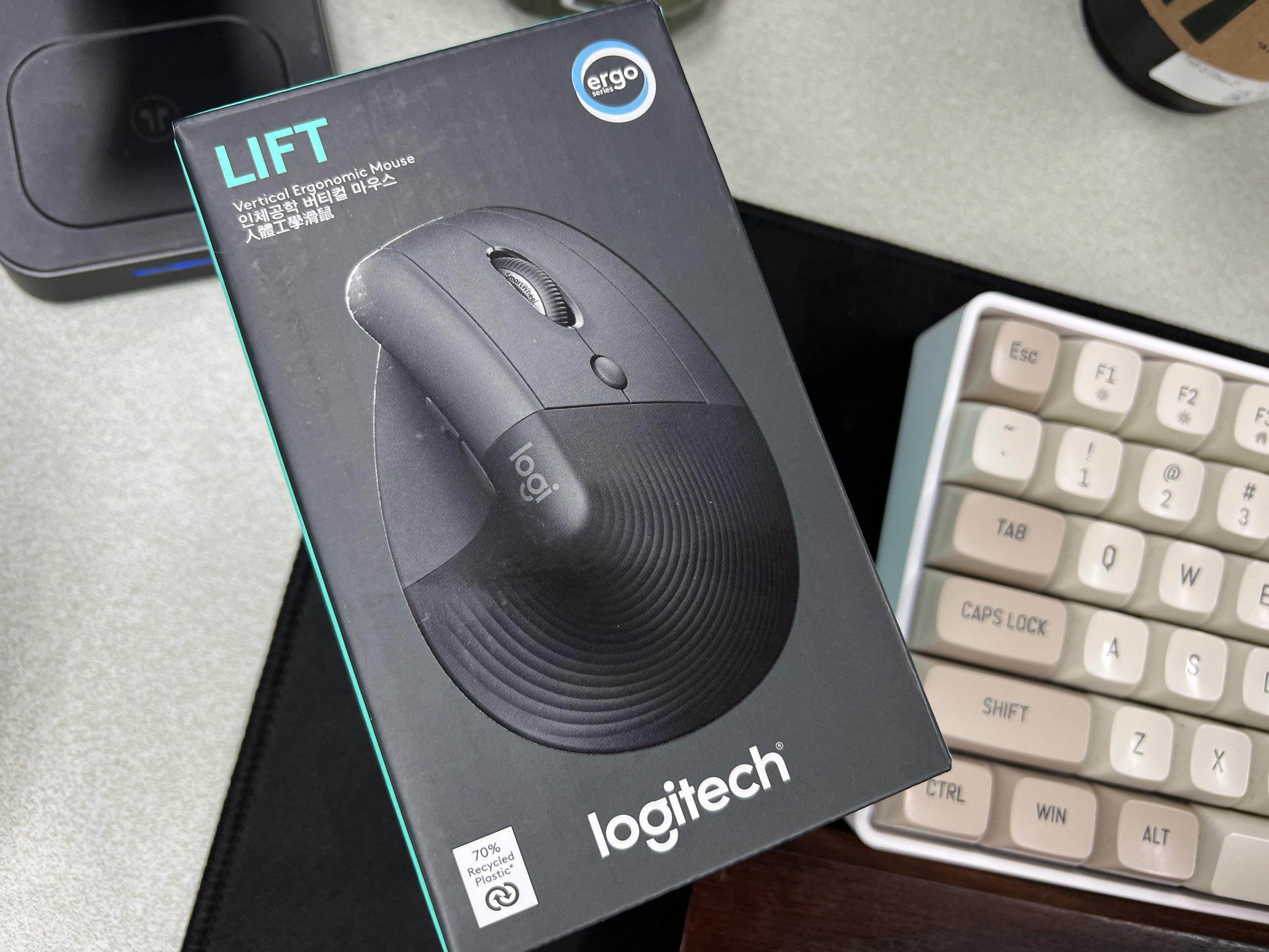 로지텍 인체공학 버티컬 마우스 LIFT 박스사진