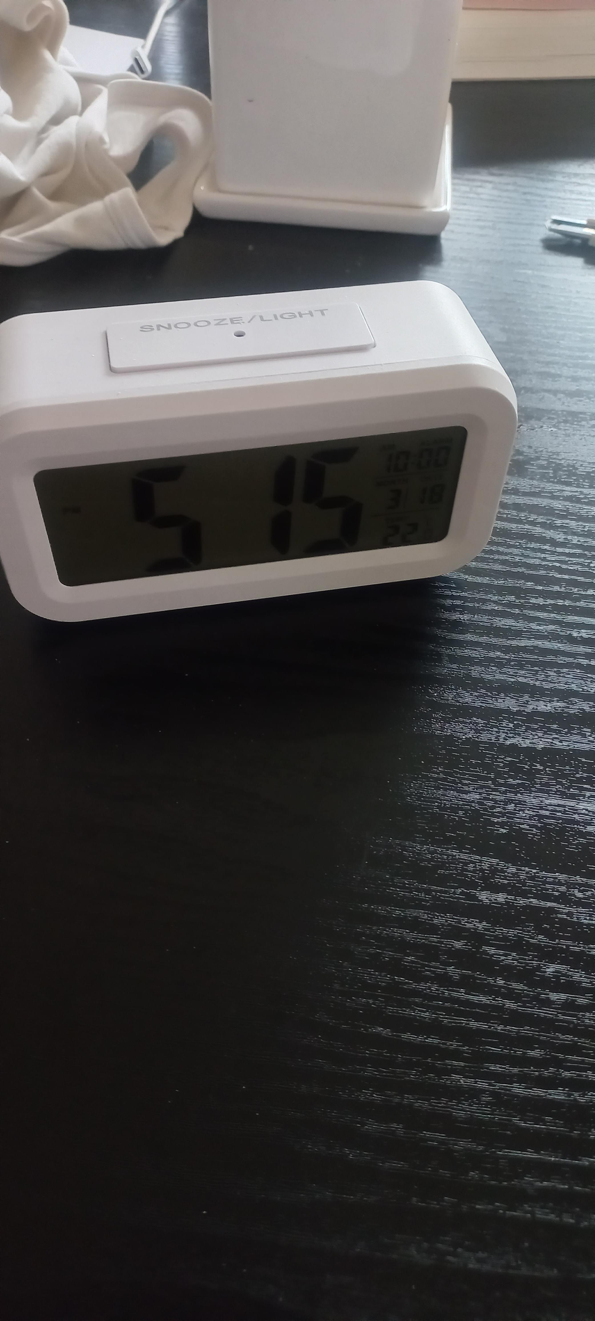 디지털 탁상시계