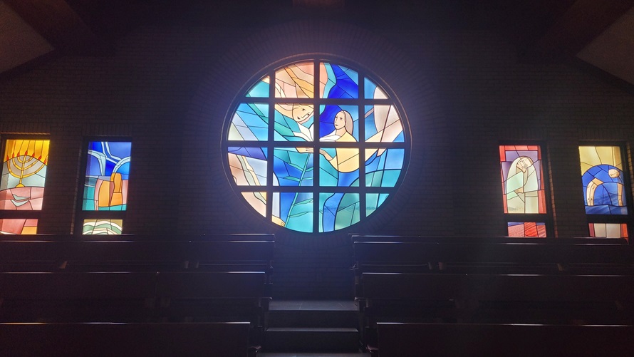 대전 갈마동성당 스테인드글라스