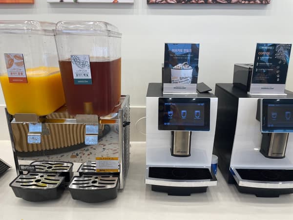 샤브올데이 동탄 목동 디저트 코너 - 주스류와 커피