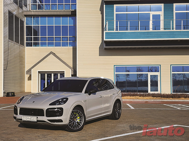 포르쉐 카이엔 E-하이브리드