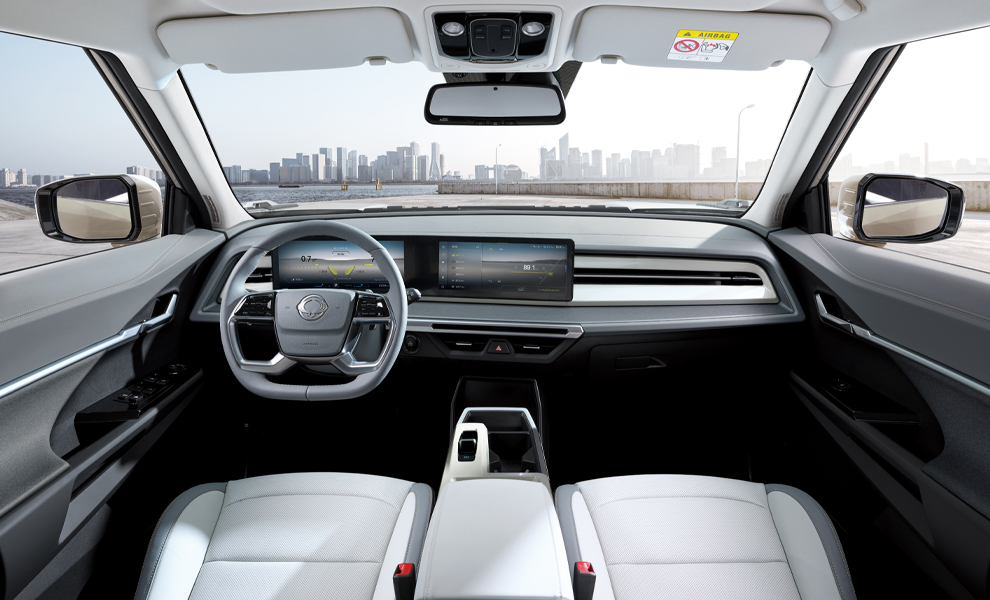 2024 KGM 더 뉴 토레스 실내 디자인