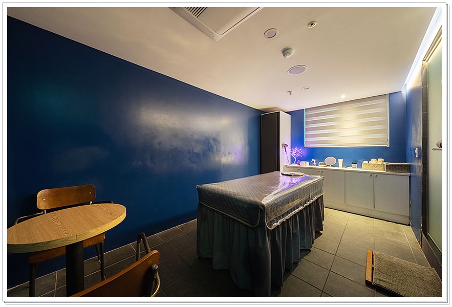 신촌마사지 루트에스테틱 관리실