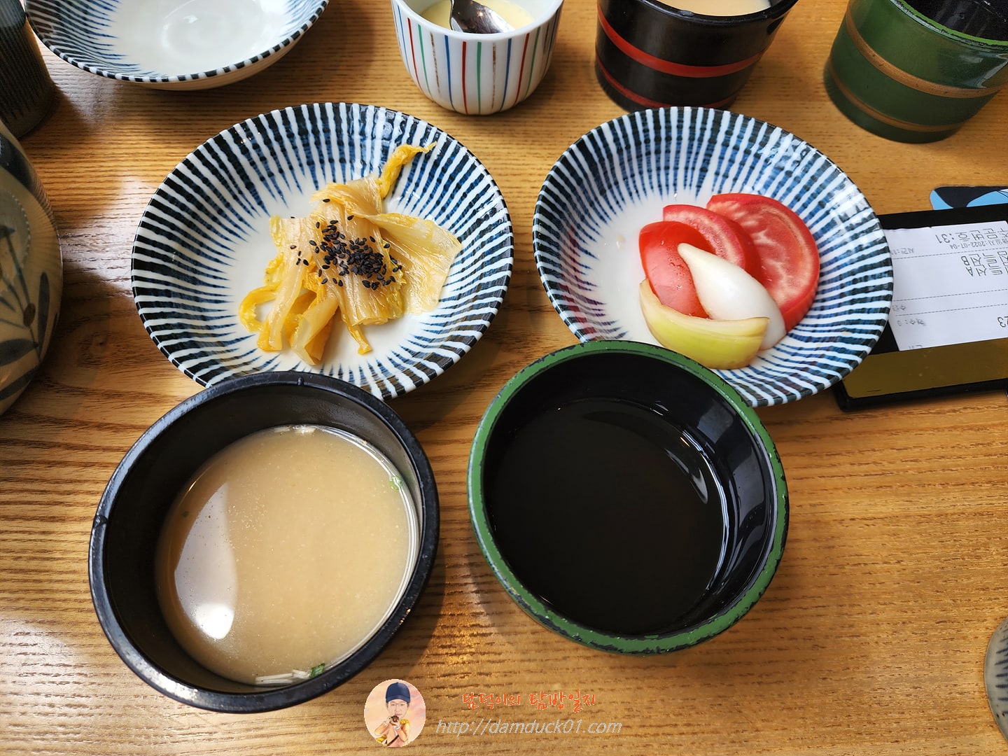 기본 반찬, 미소된장, 냉모밀 육수