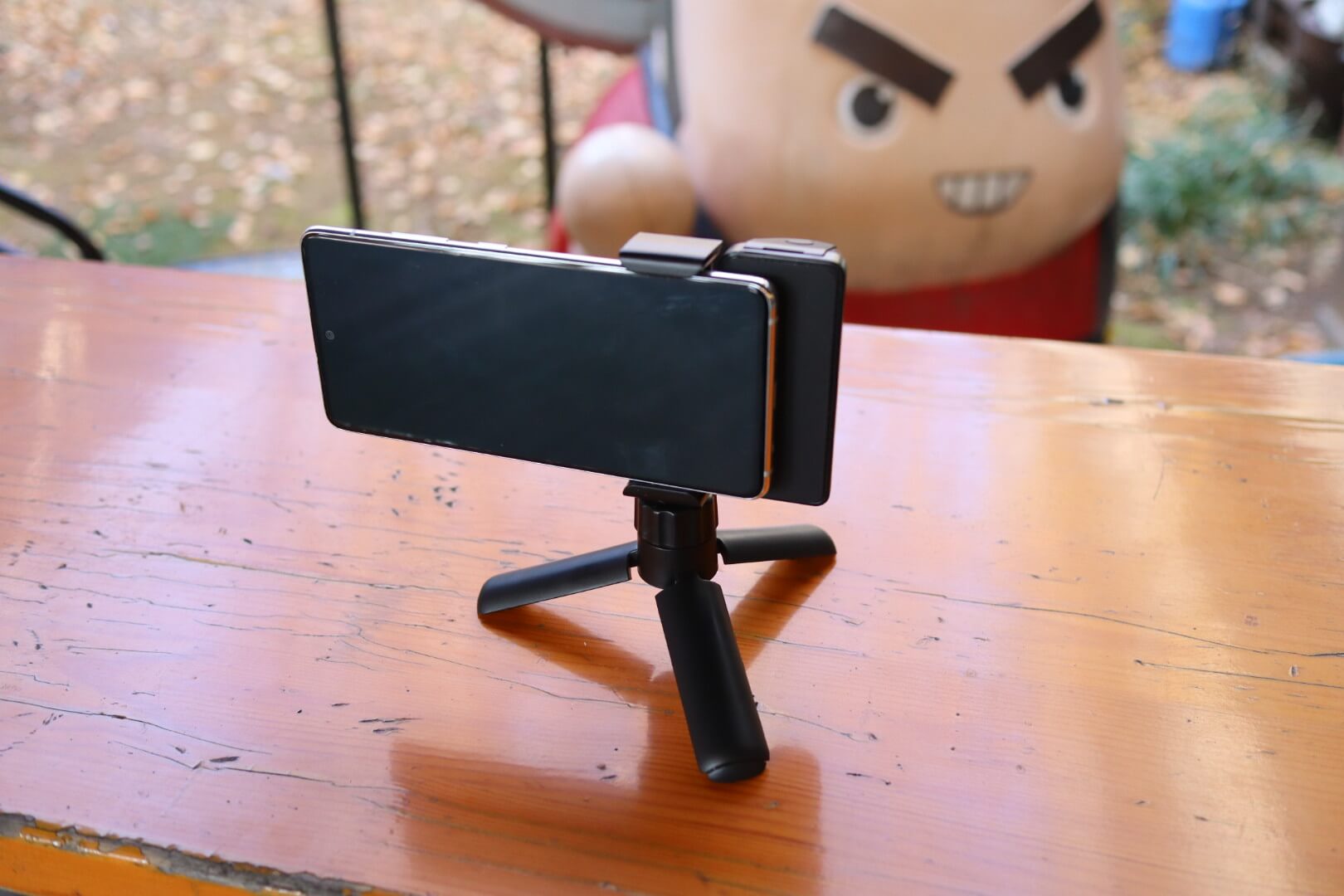 다이소-핸드폰-삼각대