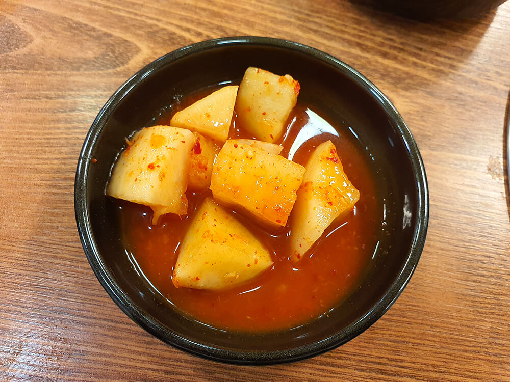 성남 중앙시장 수미식당- 기본반찬1