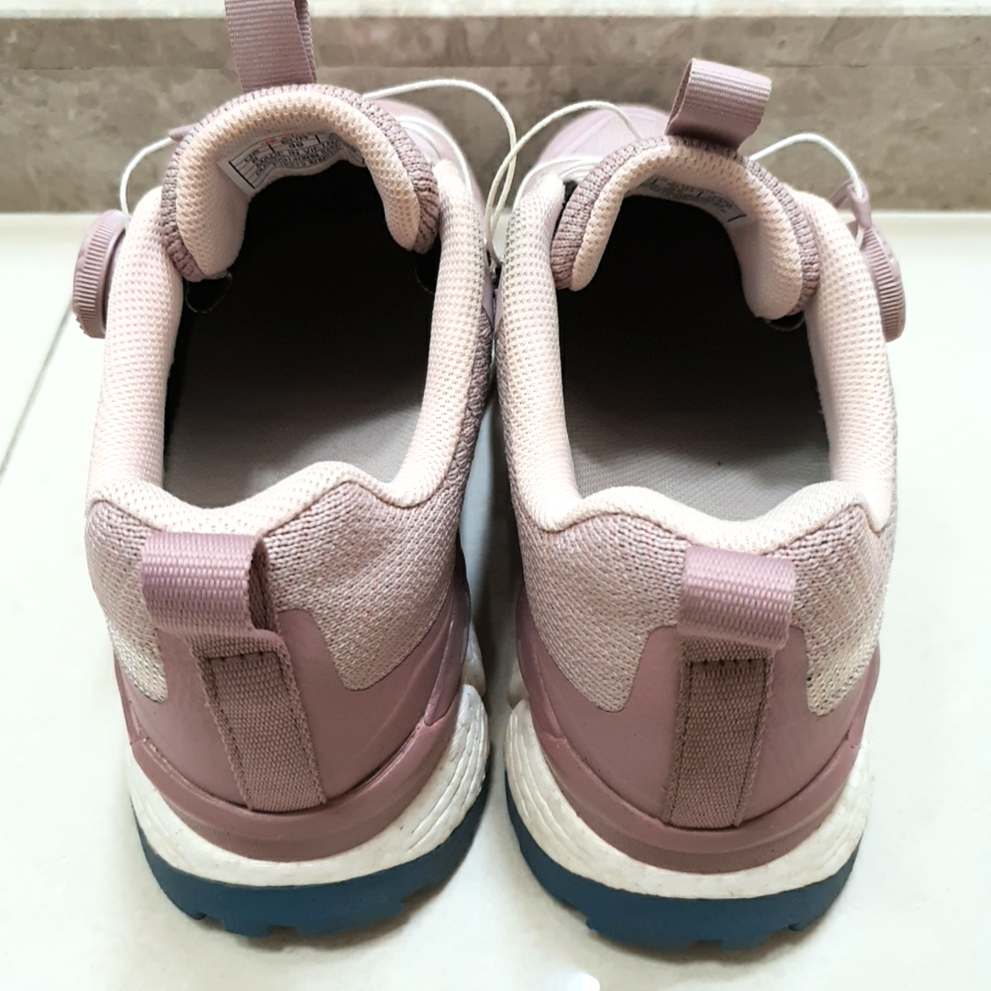 아이더 여성 트레킹화