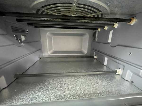 쿠진아트 에어프라이어 내부