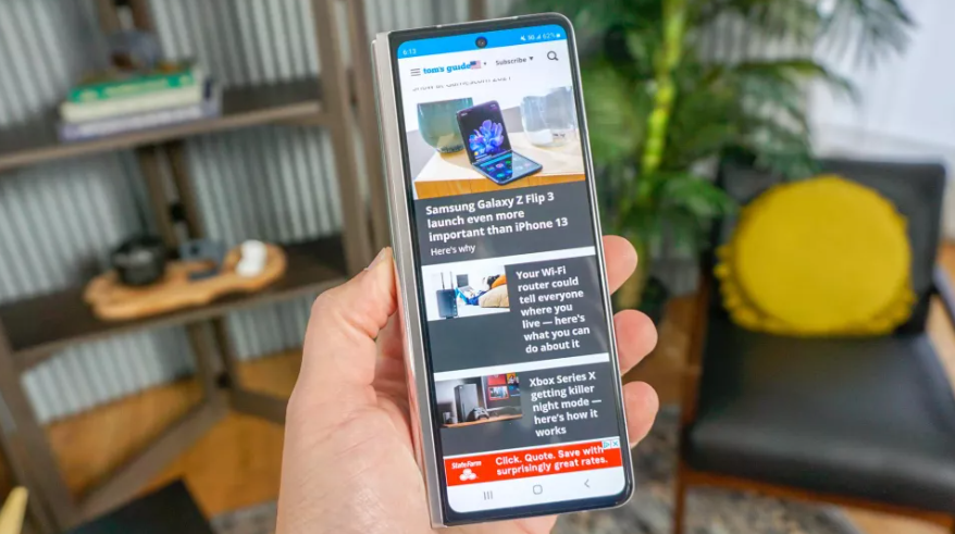 커버 디스플레이 갤럭시 Z 폴드3 - 커버 디스플레이