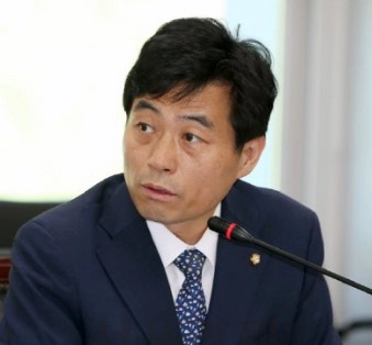김민기 국회의원 프로필 나이 고향 학력 지역구 