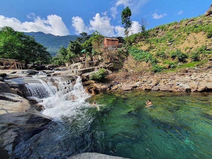 후에 왕궁, 티엔무 사원, thien mu pagoda, 민망 황제릉 향강, 탄 토안 다리, dong khanh의 황릉, 정오문 cua ngo mon, 미우사원, Wndjd Eldps ekfl, truong tien bridge, tam giang lagoon, the flag tower, thuy tien lake,