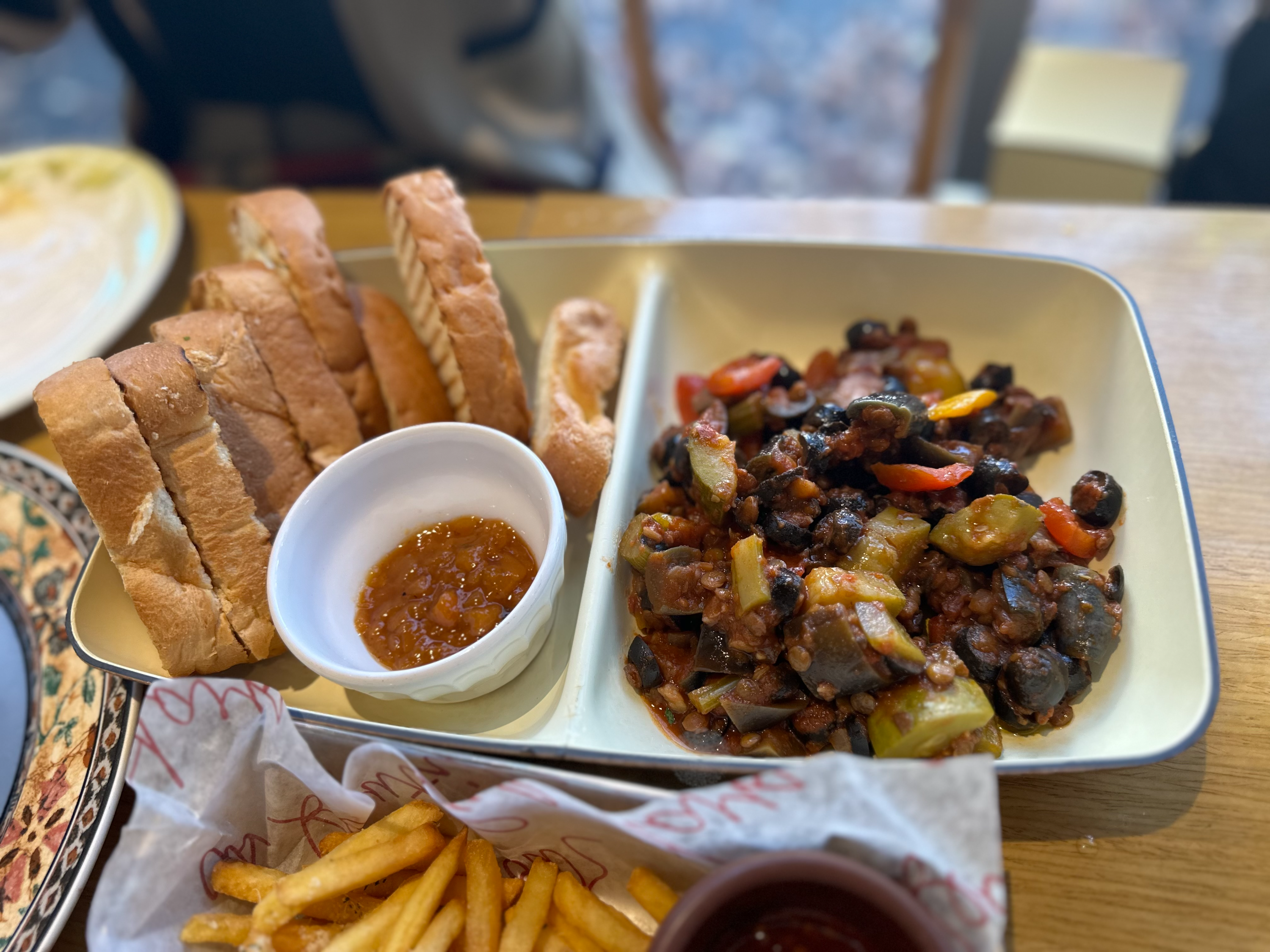 모차르트 메뉴 가지