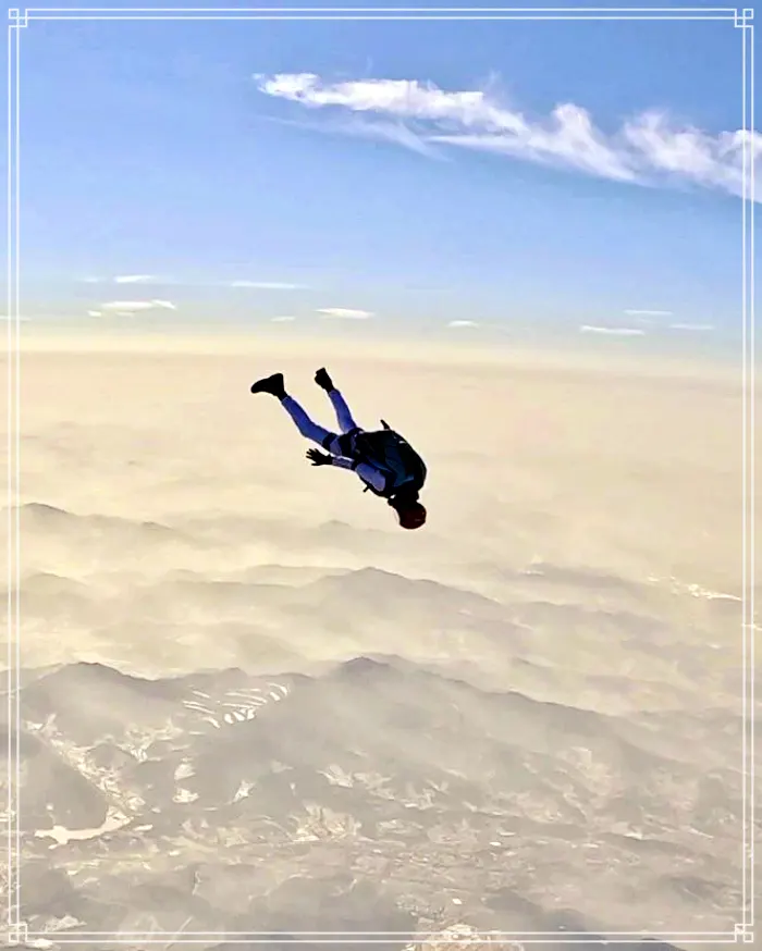 생방송투데이 윙슈트(Wingsuit) 비행하며 뭉쳐서 논다 소개 방송