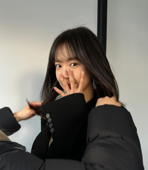 손나은 프로필
