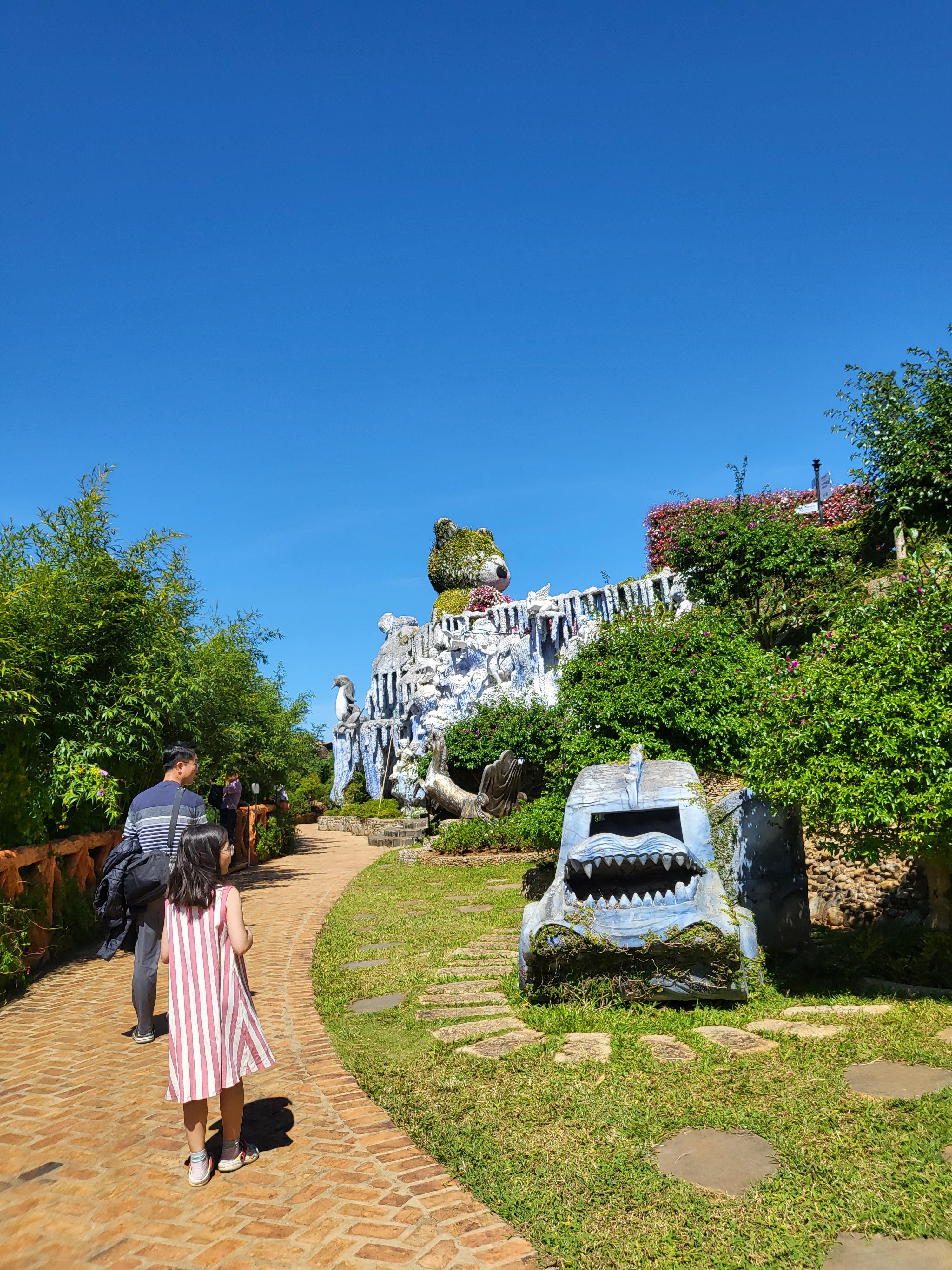 [달랏 여행] 꽃의 도시를 만나다! &amp;#39;플라워 가든&amp;#39; 붉은 베고니아 꽃밭 &amp; 미니 동물원(초3 아이 동반)