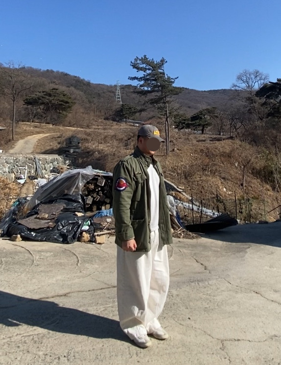 데일리룩('26.2.16.)아메리칸니들 ACDC 볼캡, 무신사스탠다드 슬리브 티셔츠, 폴로랄프로렌 M-65 야상자켓 빈티지 재킷, 무신사스탠다드 와이드 벌룬 팬츠, 아디다스 드래곤