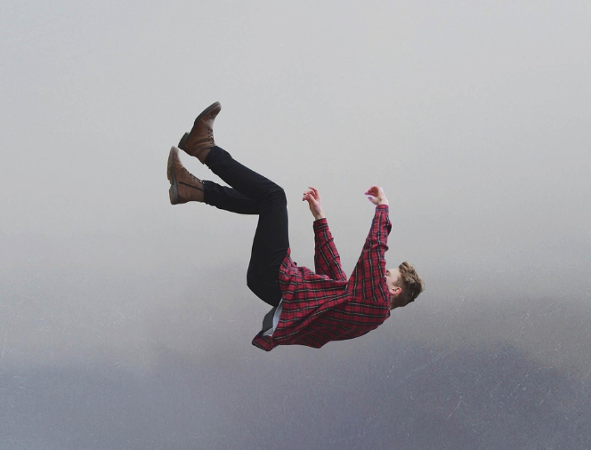 떨어지는 꿈 해몽