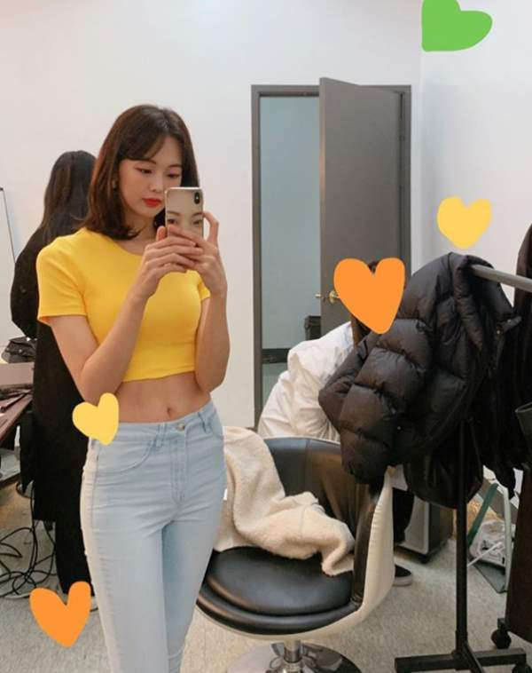 금새록 데뷔