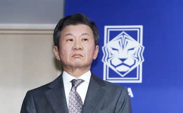 대한축구협회 정몽규 회장과 홍명보 선수