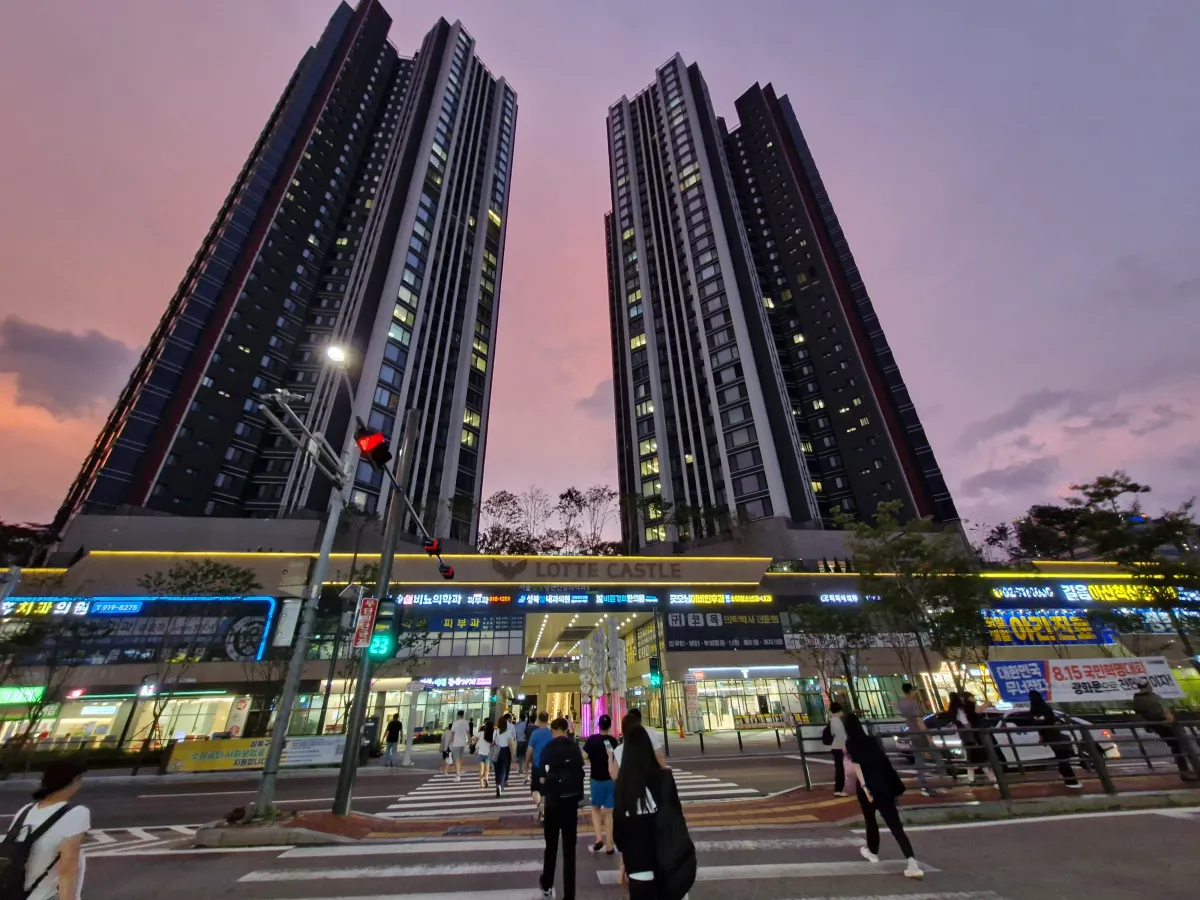 길음역롯데캐슬트윈골드아파트-반짝거리는-야경모습