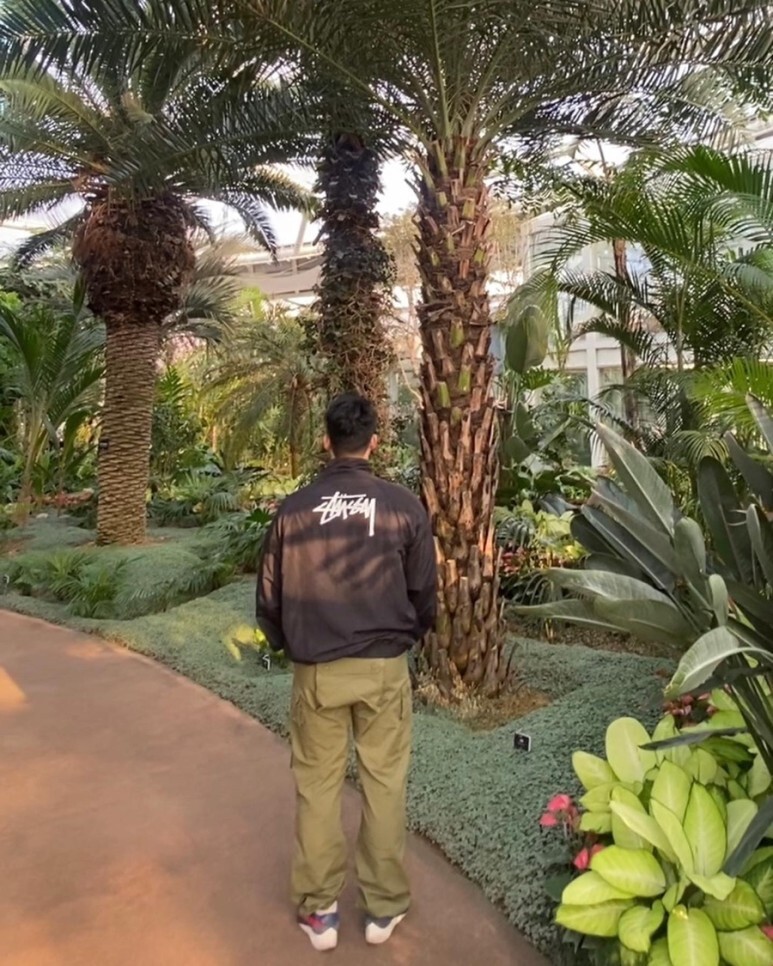 데일리룩(오뭘입)나투시 스투시 아노락 블랙&#44; 아웃스탠딩 카고 바지&#44; 나이키 문레이서&#44; 남자데일리룩&#44; 남자데일리코디&#44; 남자데일리패션&#44; ootd