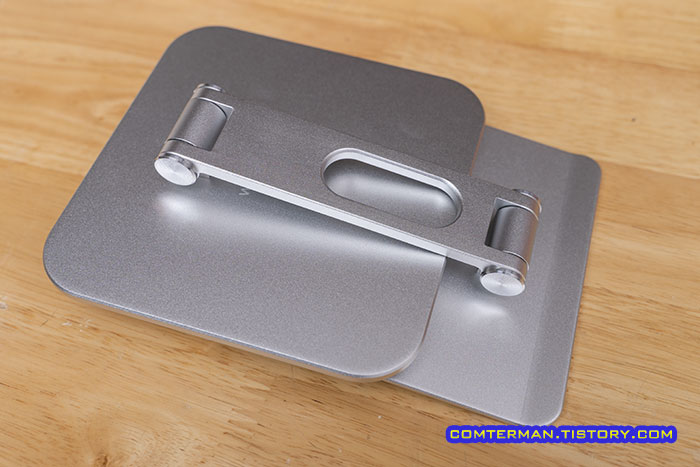 와이즈데이 태블릿 거치대 WD-T1S 접은 상태