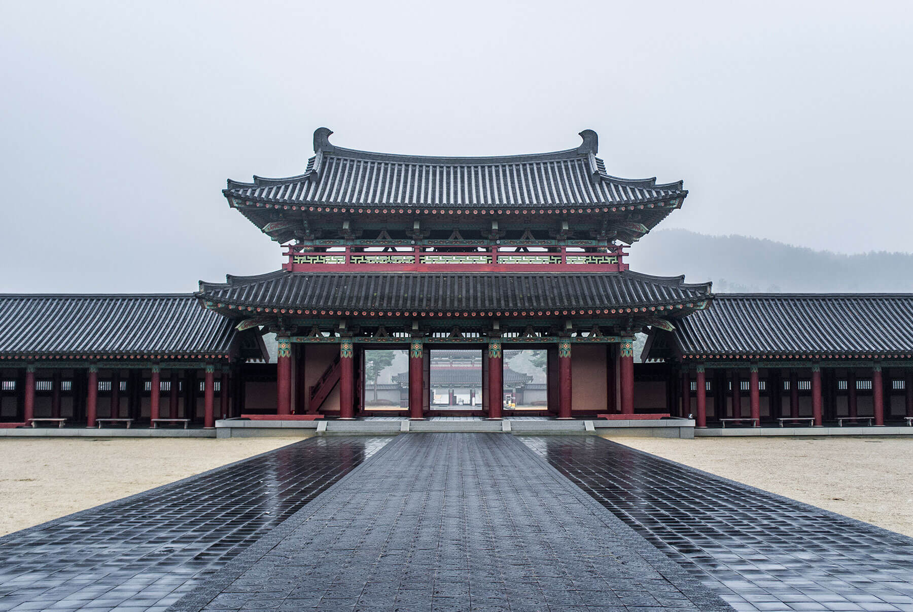 부여 백제문화단지에서 만나는 왕도 복원의 미학과 고대 도시 구조가 드러내는 역사적 상상력