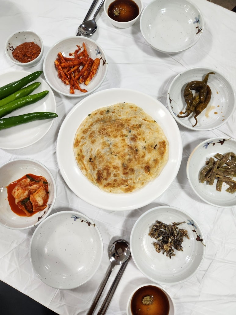 충주 대영힐스 근처 <끼니>