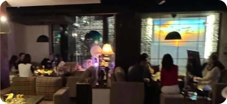 더불어민주당이 윤석열 전 대통령의 내란 우두머리 혐의 재판을 담당하고 있는 지귀연 서울중앙지법 부장판사가 룸살롱에서 접대를 받았다는 의혹이 있다면서 공개한 [사진=민주당 제공]