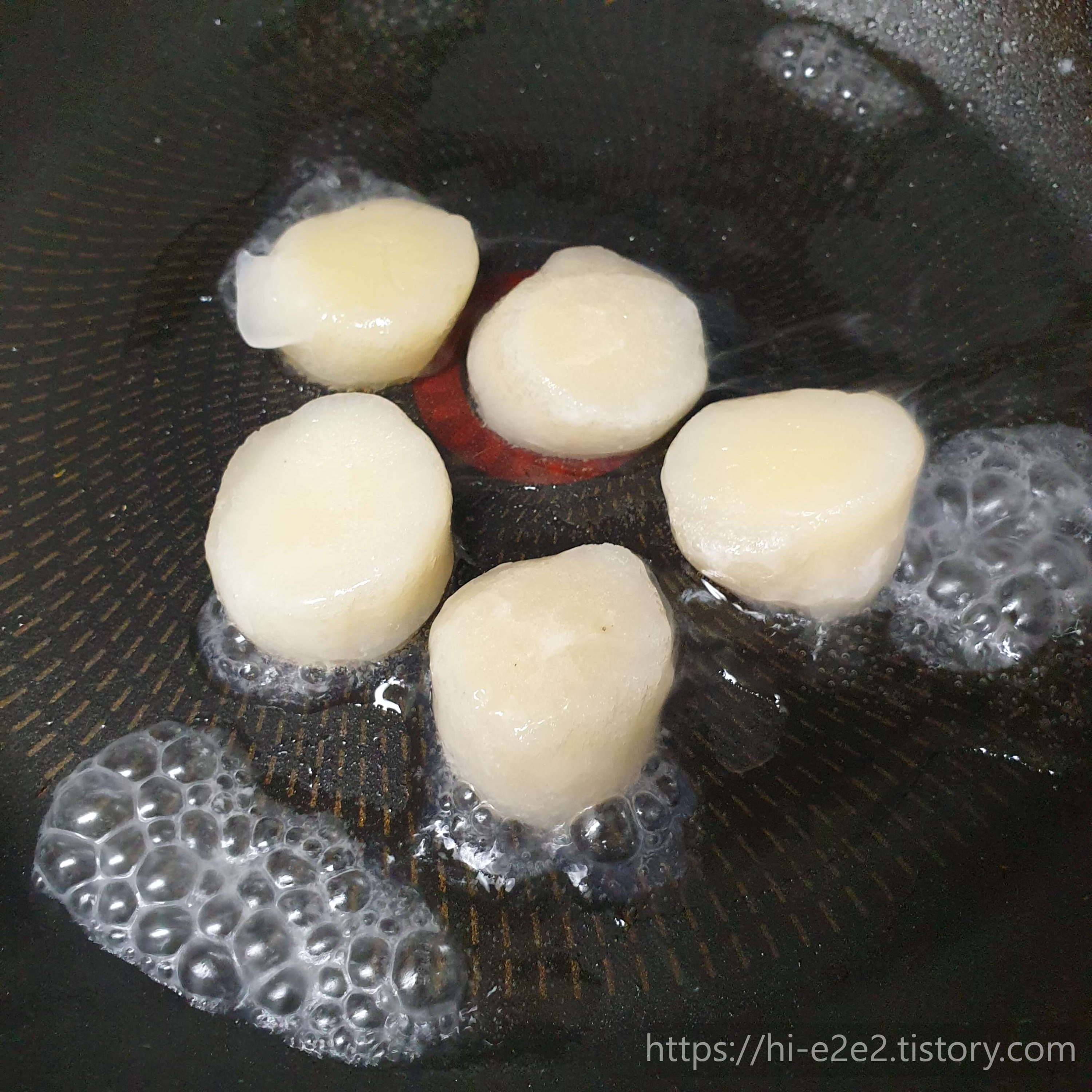 쵸이닷 가리비바질파스타 가리비