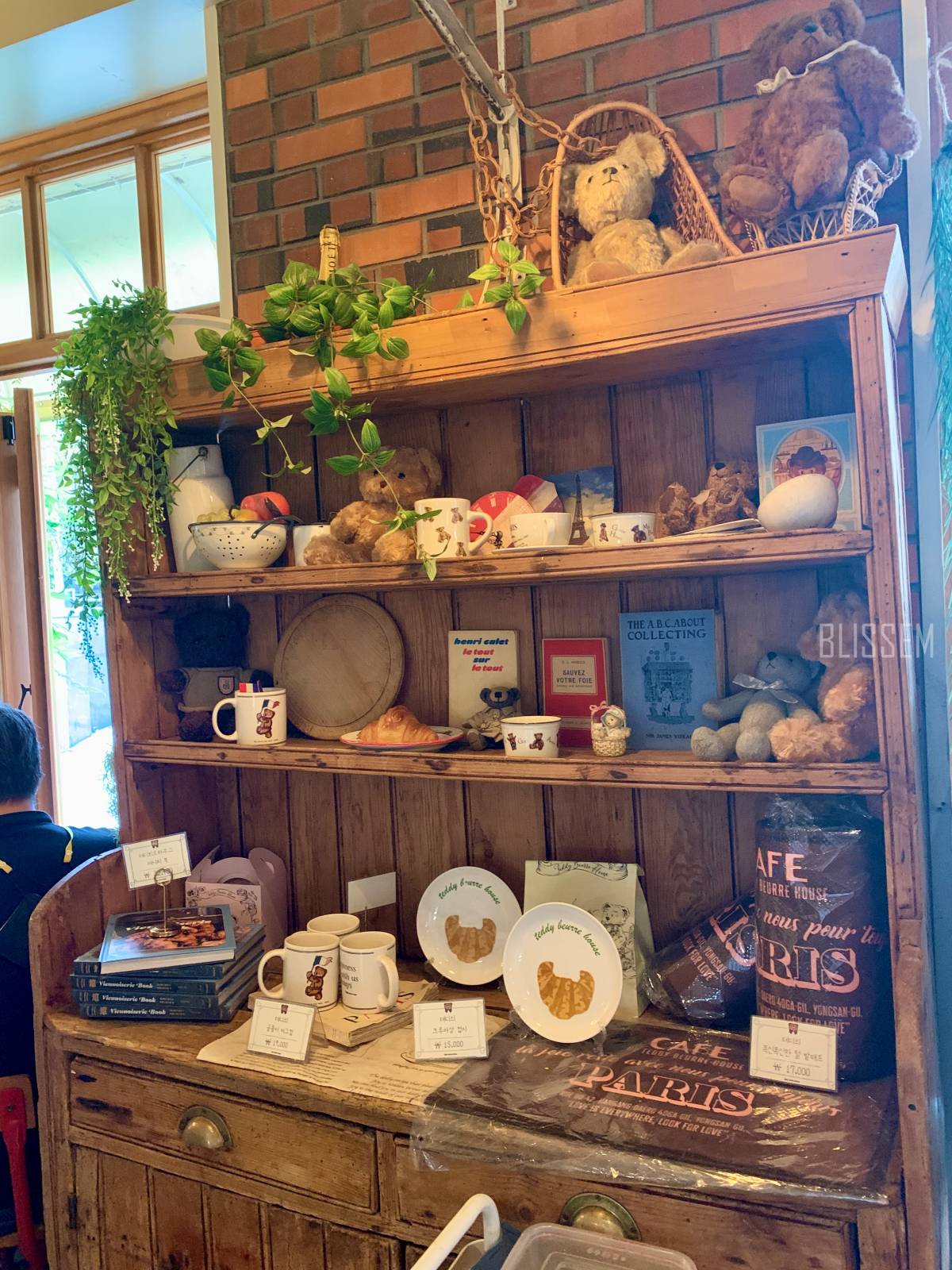 테디뵈르-빵집-베이커리-카페-크루아상-맛집-용산