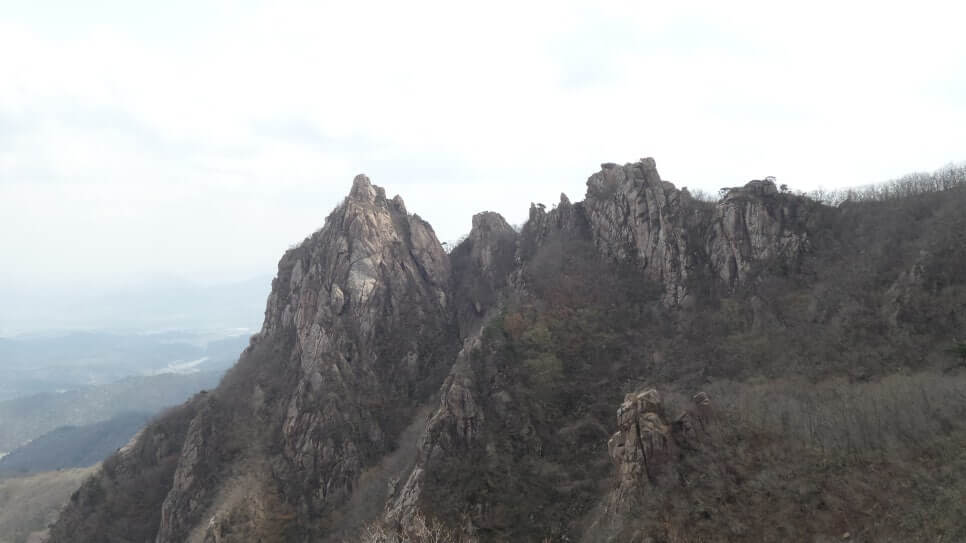 100대 명산 등산하기 서른번째 영암 월출산 기암괴석과 사계절 풍경이 빛나는 전남 명산