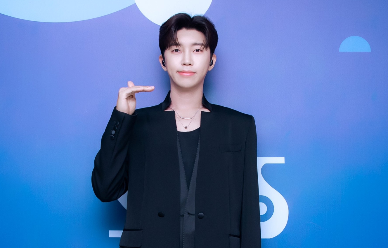 임영웅 콘서트 노래모음 팬카페 갤러리 유튜브 신곡 기부금액 프로필 히어로 영웅시대