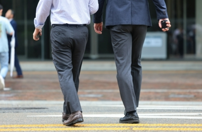 6개월 근무만 해도 연차 15일? 직장인 휴가제도 달라진다!