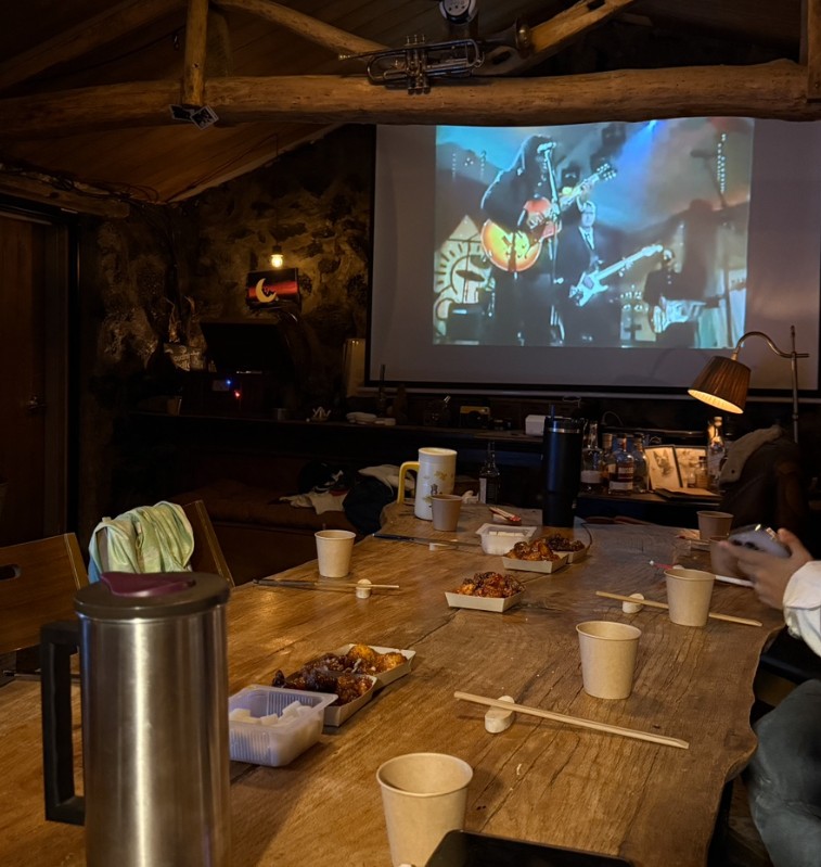 제주-게스트하우스-파티-추천