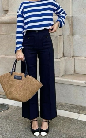 스트라이프 크롭 니트 + 인디고 데님