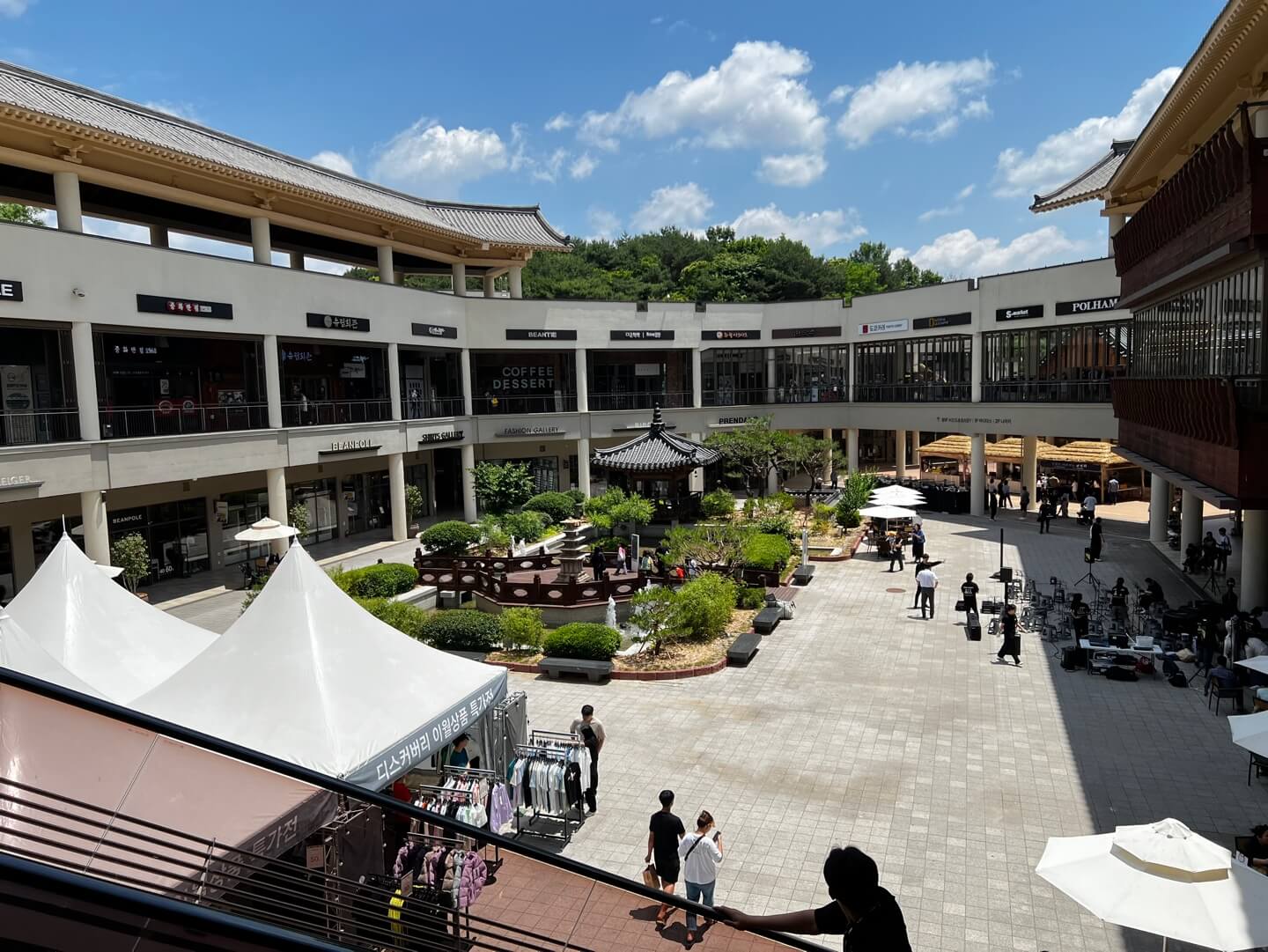 롯데아울렛 내부 사진