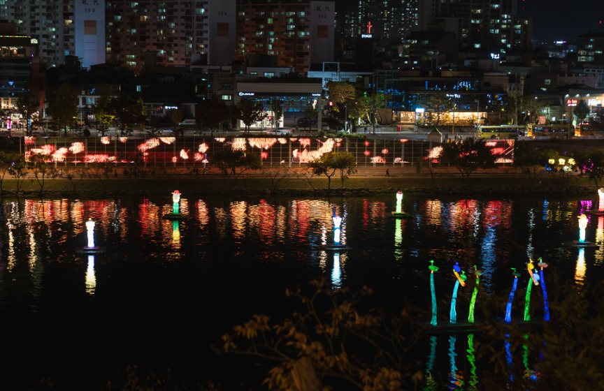 진주 남강 유등축제 풍경