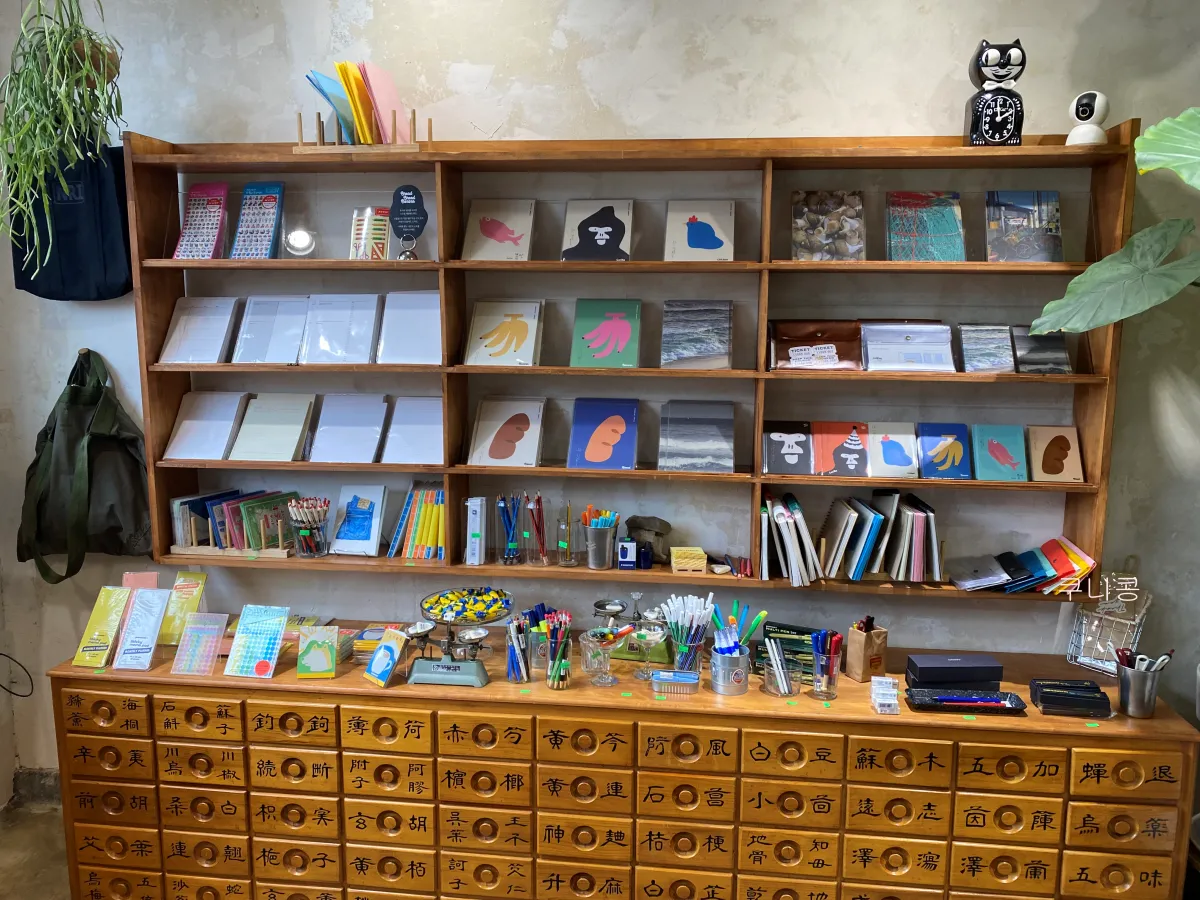 강원도-뚜벅이-여행코스-강릉-문구-소품샵-추천-브레드브레드바나나(브브바)