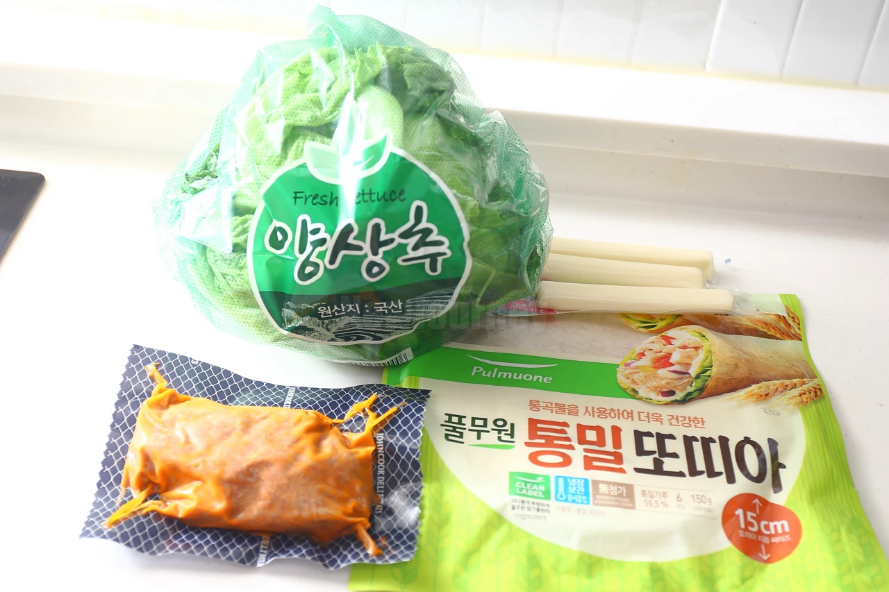 타코 재료 준비 taco ingredients flatlay
