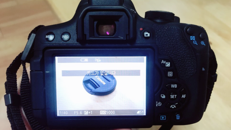 여행용으로도 좋은 카메라 캐논 100D