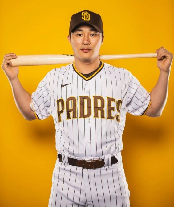 김하성 프로필 나이 연봉 타율 성적 경기일정 및 인스타그램