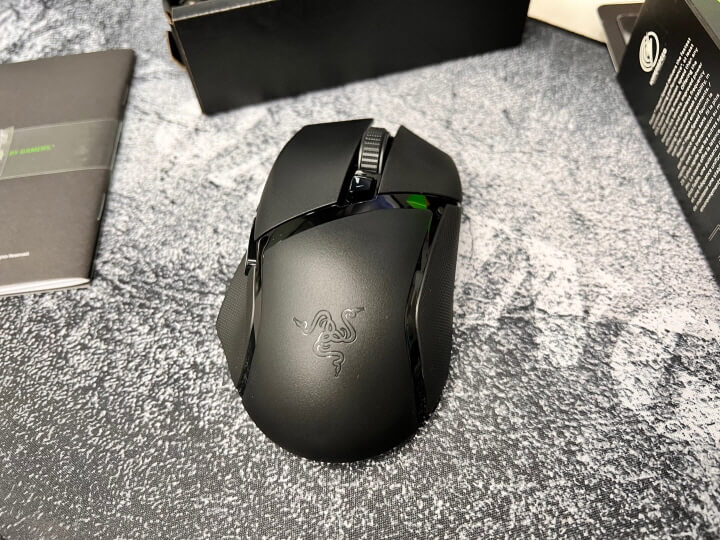레이저 바실리스크 X 하이퍼스피드 마우스