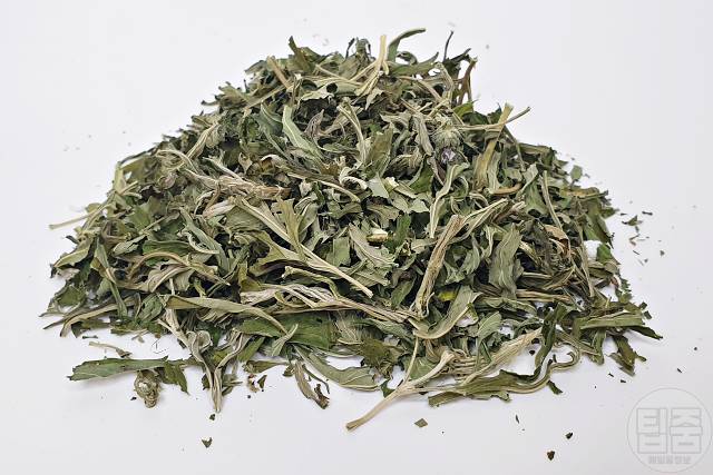 혈관에 좋은 약초 익모초 어혈 제거 효능