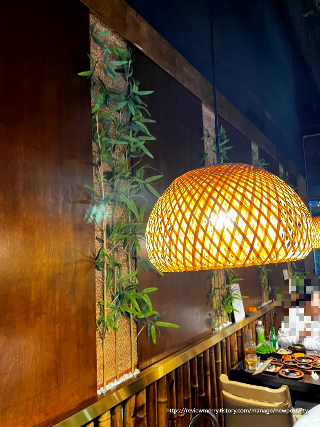 대나무 조명 사진