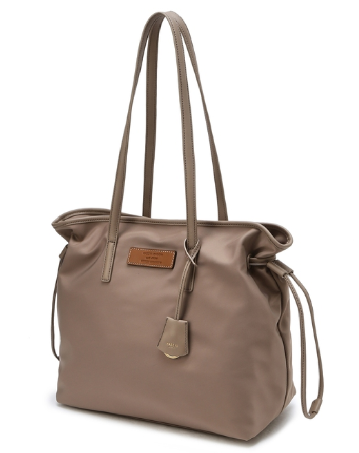 여성 대학생용 쇼퍼백 - 헤지스 그레이 나일론 드로우 세로형 쇼퍼백 L