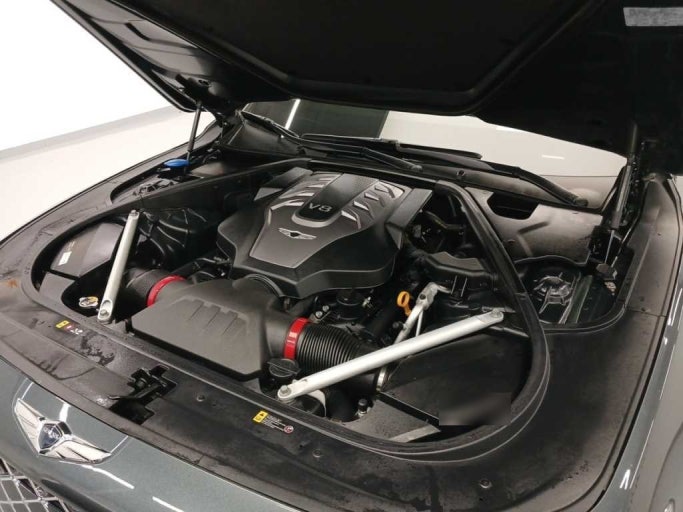 제네시스의 5.0 V8 엔진